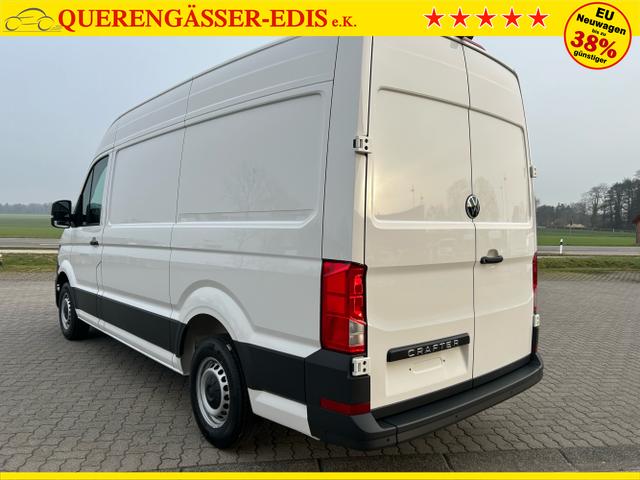 Volkswagen / Crafter Kastenwagen / Wei&szlig; / / / 30 2.0 TDI HD MR Aut. L3H3 / 4 J. Garantie
