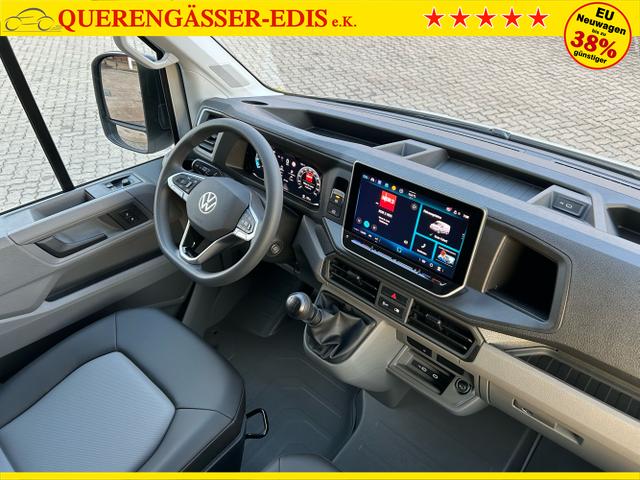 Volkswagen / Crafter Kastenwagen / Wei&szlig; / / / 30 2.0 TDI MR L3H2 / 4 J. Garantie