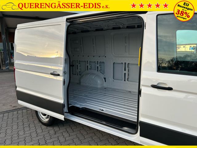 Volkswagen / Crafter Kastenwagen / Wei&szlig; / / / 30 2.0 TDI MR Aut. L3H2 / 4 J. Garantie