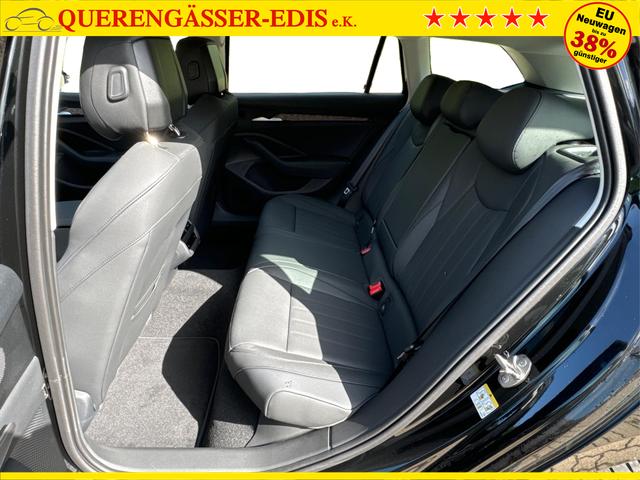 Skoda / Superb Combi / / / / Laurin & Klement+MATRIX-LED+NAVI+HEAD-UP+ACC+PDC+KAMERA+SOUNDSYSTEM