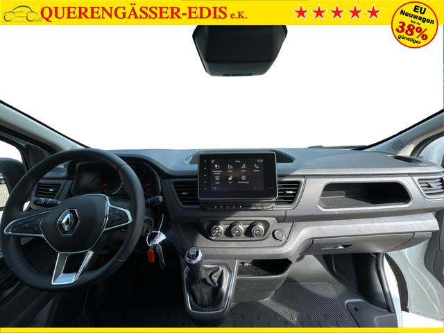 Renault / Trafic / / / / 