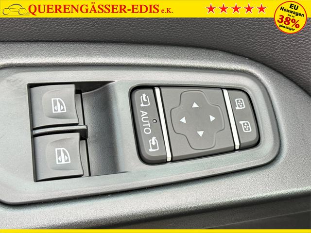 Renault / Trafic / / / / 