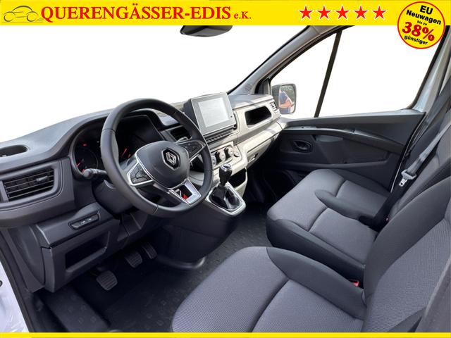 Renault / Trafic / / / / 