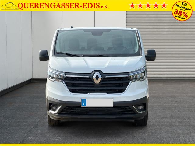 Renault / Trafic / / / / 