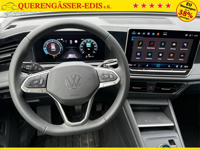 Volkswagen / Tiguan / Blau / / / DSG+4Motion+KAMERA+18ALU+DCC+LED