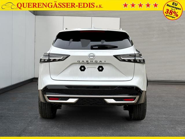 Nissan / Qashqai / Weiß / / / FACELIFT+360°KAMERA+ACC+PDC+EL. HECKKL. 