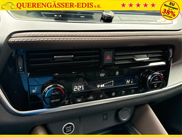 Nissan / Qashqai / Weiß / / / FACELIFT+360°KAMERA+ACC+PDC+EL. HECKKL. 