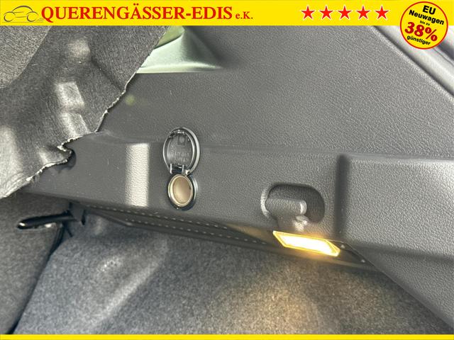 Nissan / Qashqai / Weiß / / / FACELIFT+360°KAMERA+ACC+PDC+EL. HECKKL. 