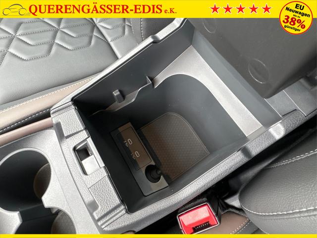 Nissan / Qashqai / Weiß / / / FACELIFT+360°KAMERA+ACC+PDC+EL. HECKKL. 