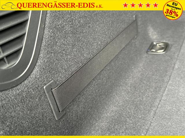 Audi / A5 Avant / / / / AHK+KAMERA+EL. HECKKL.+NAVI+SHZ+17 LM