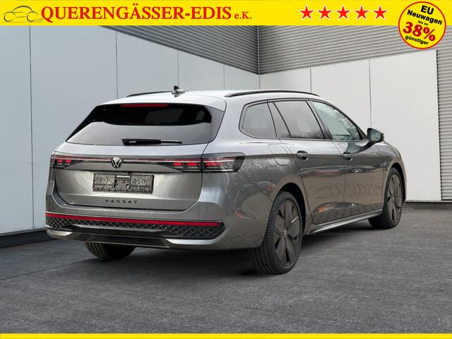Volkswagen / Passat Variant / Grau / / / 4WD+AHK+PANO+HARMAN+19+BLACK STYLE