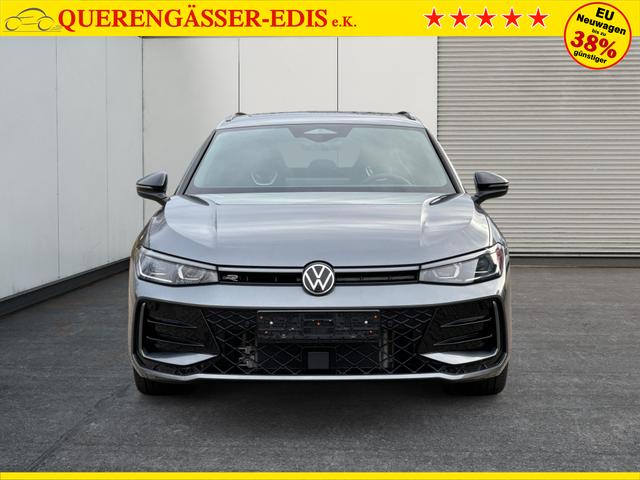 Volkswagen / Passat Variant / Grau / / / 4WD+AHK+PANO+HARMAN+19+BLACK STYLE
