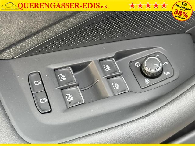 Volkswagen / Passat Variant / Grau / / / 4WD+AHK+PANO+HARMAN+19+BLACK STYLE