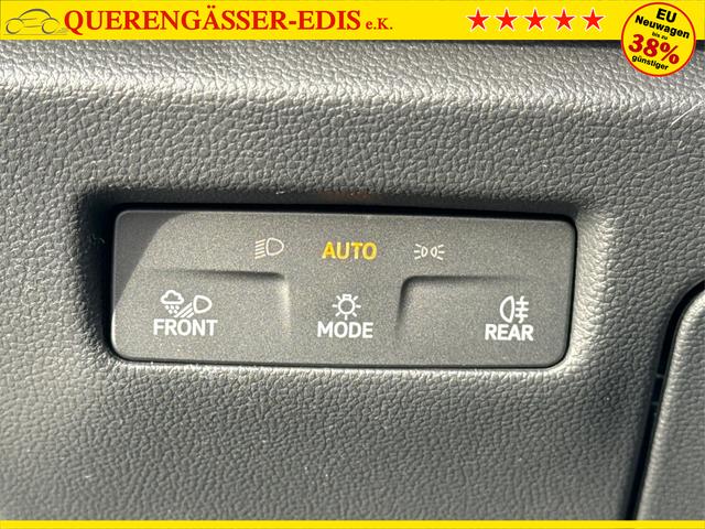 Volkswagen / Passat Variant / Grau / / / 4WD+AHK+PANO+HARMAN+19+BLACK STYLE