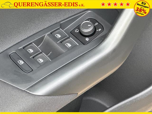 Volkswagen / Taigo / Schwarz / / / IQ.LIGHT MATRIX+KAMERA+ACC+SHZ+18''