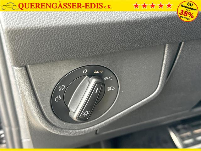 Volkswagen / Taigo / Schwarz / / / IQ.LIGHT MATRIX+KAMERA+ACC+SHZ+18''
