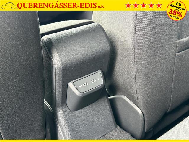 Volkswagen / Taigo / Schwarz / / / IQ.LIGHT MATRIX+KAMERA+ACC+SHZ+18''