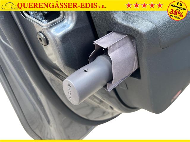 Skoda / Octavia Combi / Grau / / / PANO+NAVI+MATRIX+CANTON+19 LM+KAMERA