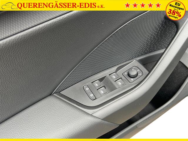 Skoda / Octavia Combi / Schwarz / / / PANO+NAVI+MATRIX+CANTON+19 LM+KAMERA