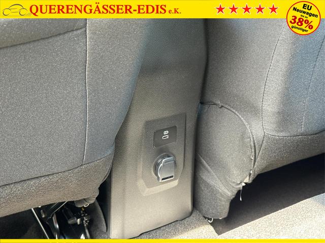 Dacia / Sandero / Weiß / / / KAMERA+SHZ + PDC+ DAB+ KLIMA