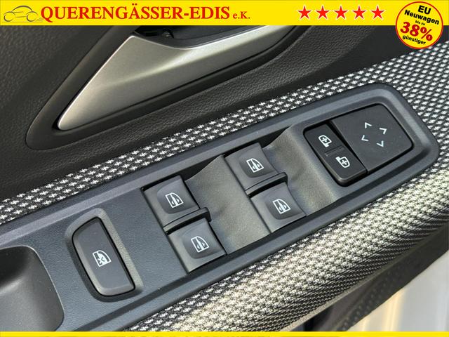 Dacia / Sandero / Weiß / / / KAMERA+SHZ + PDC+ DAB+ KLIMA