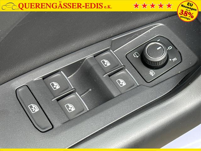 Volkswagen / T-Cross / / / / NAVI+IQ.LIGHT MATRIX+ACC+KAMERA+18'' ALU