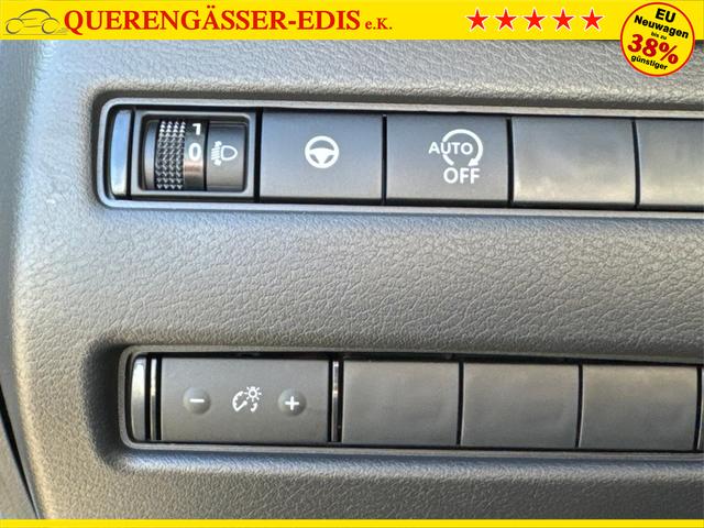 Nissan / Qashqai / Weiß / / / FACELIFT+KAMERA+ACC+PDC+SHZ+LED 