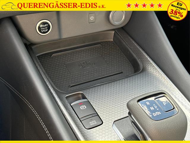 Nissan / Qashqai / Weiß / / / FACELIFT+KAMERA+ACC+PDC+SHZ+LED 