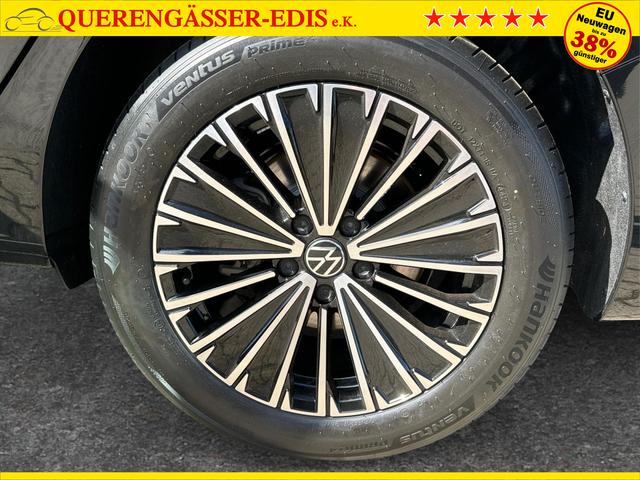 Volkswagen / Passat Variant / Schwarz / / / DSG+AHK+NAVI+MATRIX+MASSAGE+ACC+KAMERA