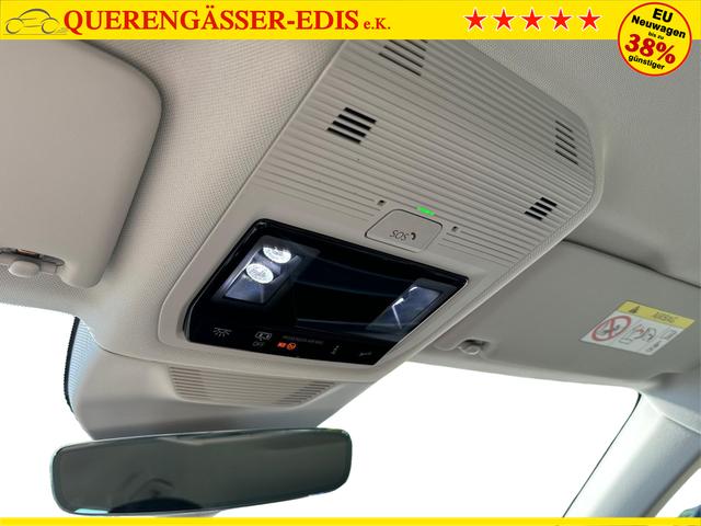 Volkswagen / Passat Variant / Schwarz / / / DSG+AHK+NAVI+MATRIX+MASSAGE+ACC+KAMERA