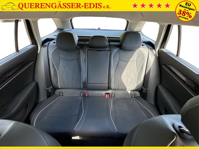 Volkswagen / Passat Variant / Schwarz / / / DSG+AHK+NAVI+MATRIX+MASSAGE+ACC+KAMERA