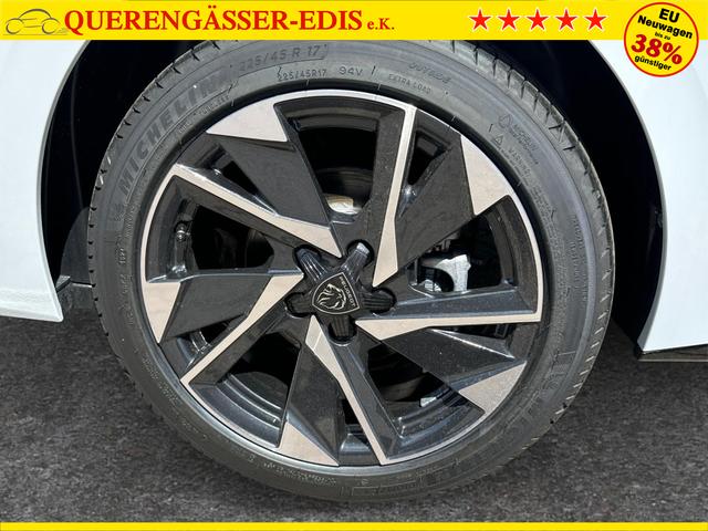Peugeot / 308 SW / Weiß / / / EAT8+SHZ+AGR+KAMERA+ACC+KLIMA+LED+PDC+17 ALU