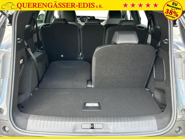 Peugeot / 5008 / Grau / / / e-DSC6+7 SITZE+NAVI+KAMERA+LED+19 ALU+KLIMA+PANORAMADISPLAY