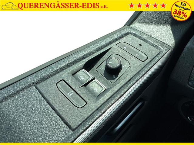 Volkswagen / T6 California / Grau / / / HOINS PRIVAT > NICHT LÖSCHEN!!! ||| KAMERA+MARKISE+PDC+ACC