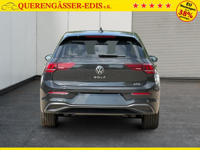Volkswagen / Golf / Schwarz / / / KAMERA+18 ALU+ACC+LED+SHZ+KLIMA+KESSY+ARTVELOURS