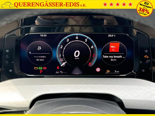 Volkswagen / Golf / Schwarz / / / KAMERA+18 ALU+ACC+LED+SHZ+KLIMA+KESSY+ARTVELOURS