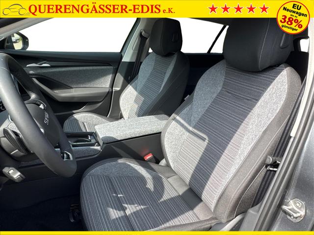 Skoda / Superb Combi / / / / DSG+4WD+NAVI+EL. HECKKL.+SHZ V+H