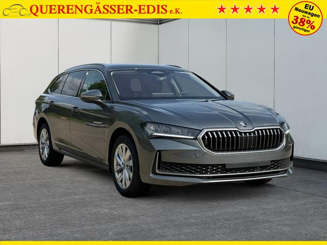 Skoda / Superb Combi / / / / DSG+4WD+NAVI+EL. HECKKL.+SHZ V+H