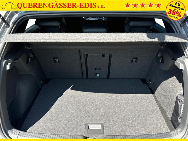 Volkswagen / Golf / Grau / / / KAMERA+ACC+LED-PLUS+18 ALU+SHZ+KESSY