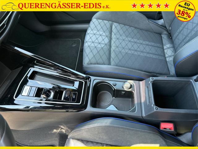 Volkswagen / Golf / Grau / / / KAMERA+ACC+LED-PLUS+18 ALU+SHZ+KESSY