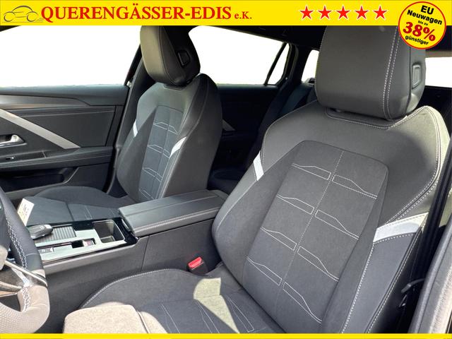 Opel / Astra Sports Tourer / / / / 