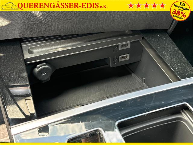Opel / Astra Sports Tourer / / / / 