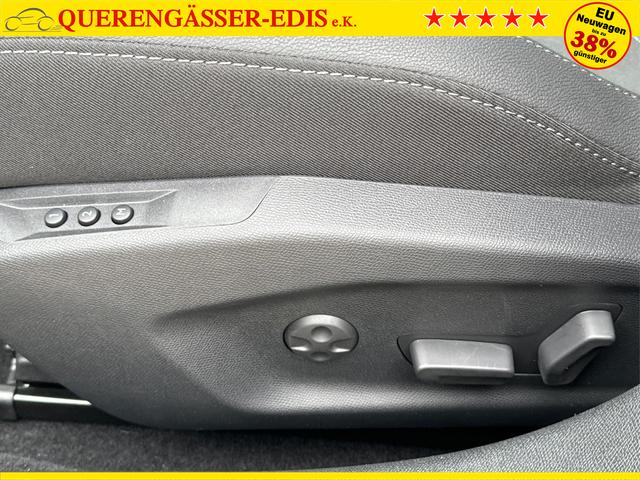 Opel / Astra Sports Tourer / / / / 