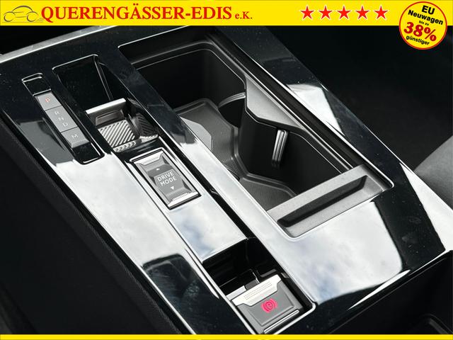 Opel / Astra Sports Tourer / / / / 