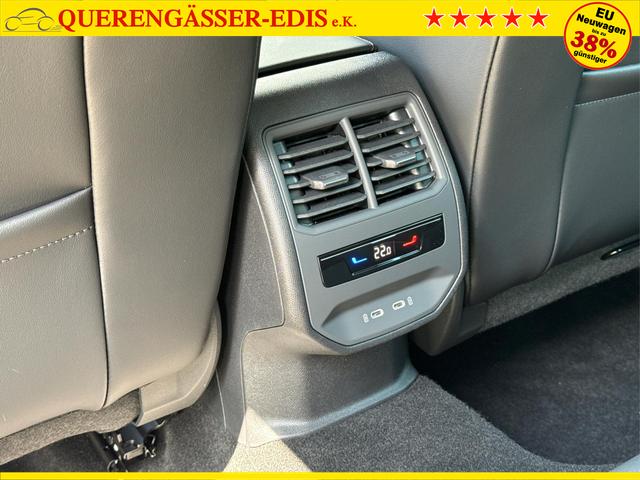 Cupra / Leon Sportstourer / Schwarz / / / ST FACELIFT+VOLL-LED+ACC+SHZ+PDC