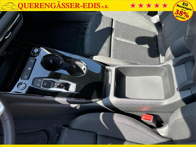 Audi / A5 Avant / / / / AHK+KAMERA+EL. HECKKL.+NAVI+SHZ+17 LM