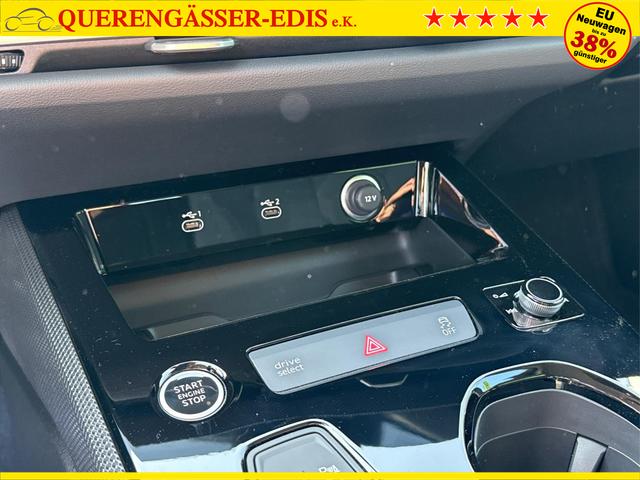 Audi / A5 Avant / / / / AHK+KAMERA+EL. HECKKL.+NAVI+SHZ+17 LM