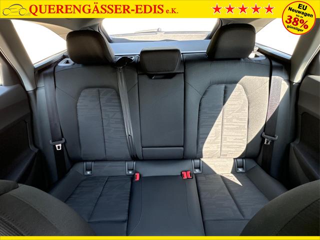 Audi / A5 Avant / / / / AHK+KAMERA+EL. HECKKL.+NAVI+SHZ+17 LM