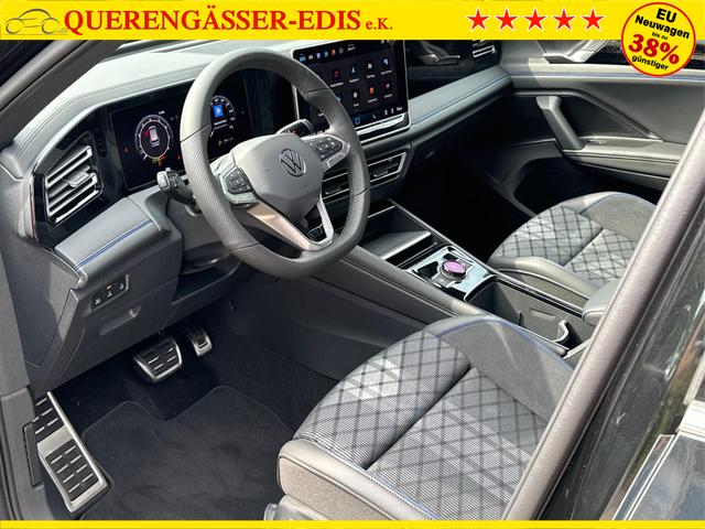 Volkswagen / Tiguan / Schwarz / / / DSG+HARMAN+20 ALU+MATRIX+MASSAGE+ACC+KAMERA