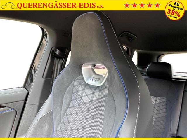 Volkswagen / Tiguan / Schwarz / / / DSG+HARMAN+20 ALU+MATRIX+MASSAGE+ACC+KAMERA